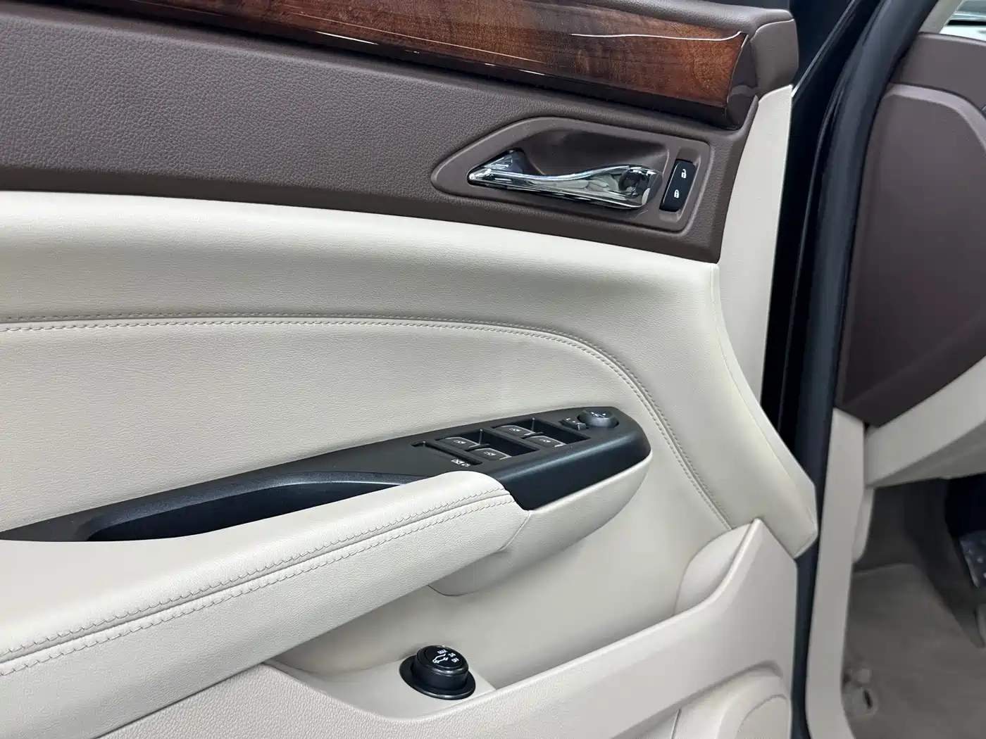 Cadillac SRX 2014 3.0L Luxury Model фото 14