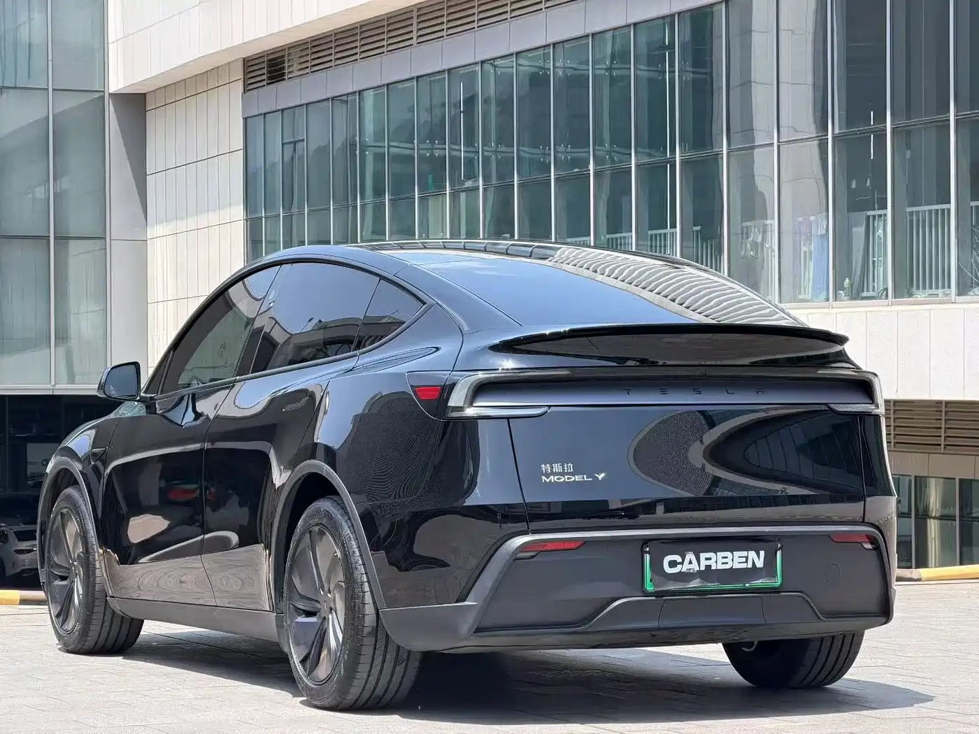 Tesla Model Y 2025 Rear-Wheel Drive фото 7