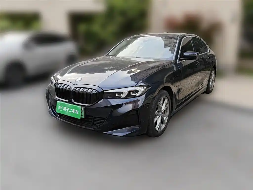BMW i3 2022 eDrive 35 L