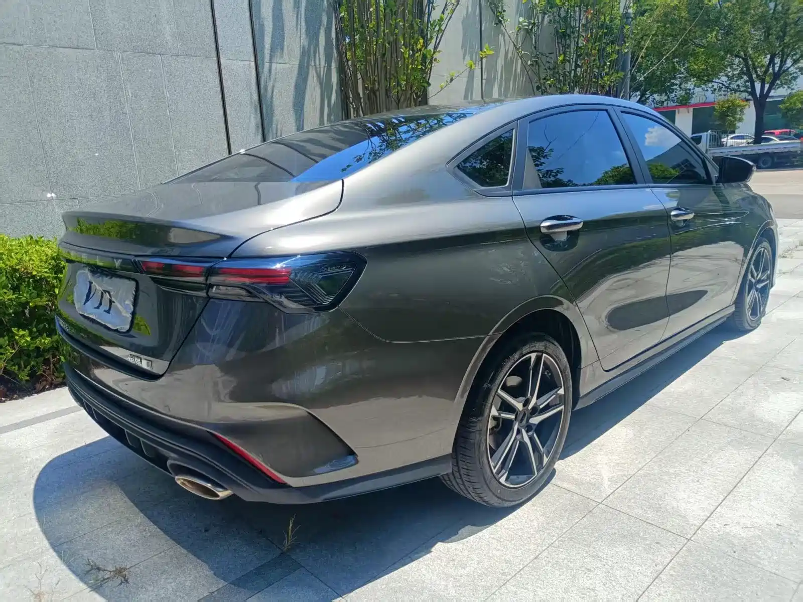 Фото 5 - Geely Binrui