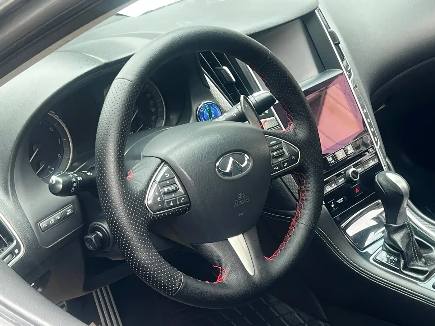 Infiniti Q50L 2015 2.0T Sport фото 17