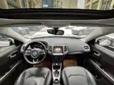 Фото 11 - Jeep Compass