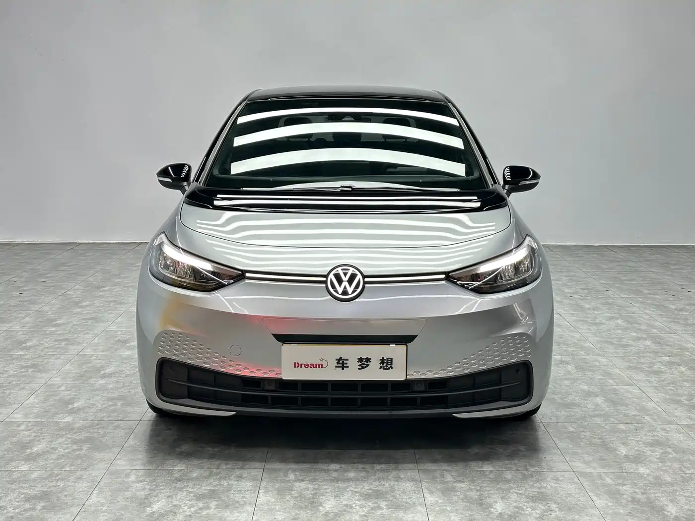 Volkswagen ID.3 2024 Outstanding Edition фото 2