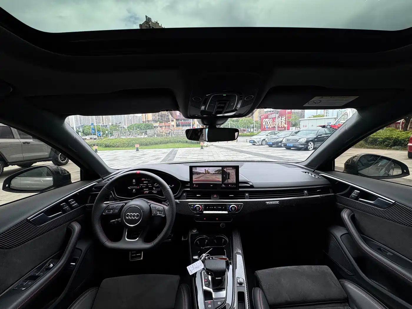 Фото 20 - Audi A4L