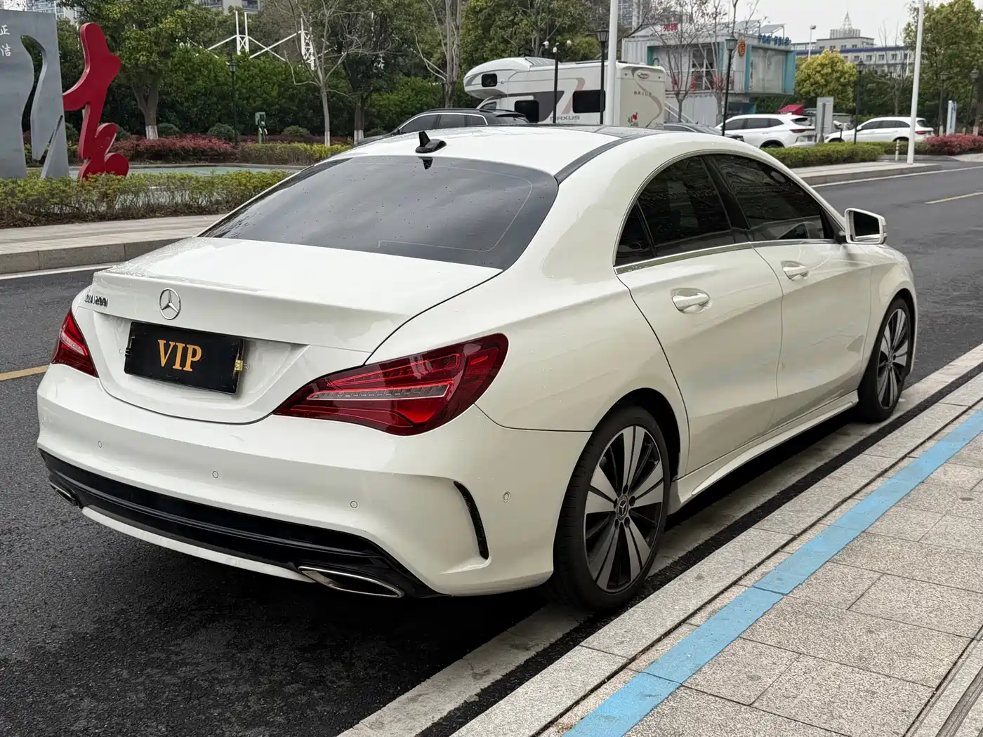 Mercedes-Benz CLA (Import) 2017 Facelift CLA 200 Style фото 5