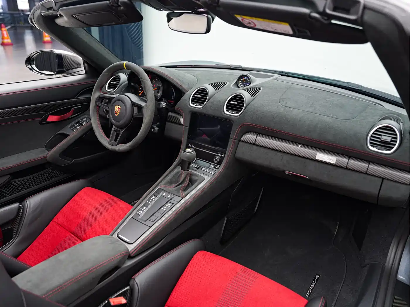 Porsche 718 2023 Spyder RS 4.0L фото 21