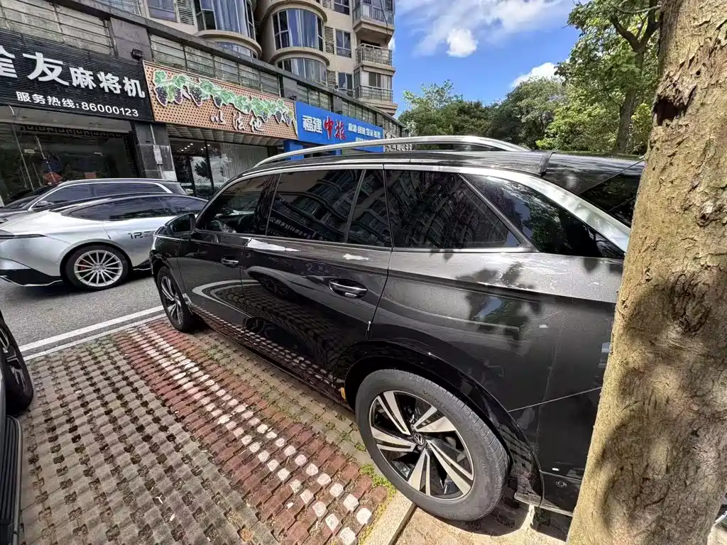 Volkswagen Talagon 2025 2024 380TSI 4WD R-Line Cruise Shared Edition