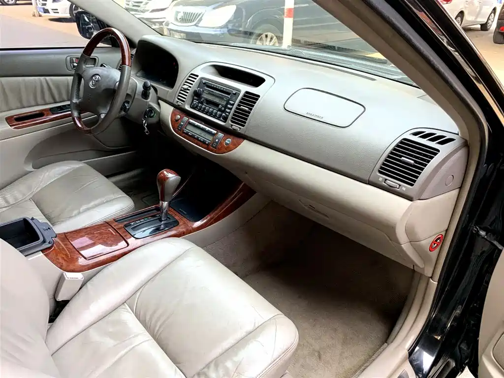 Toyota фото 13
