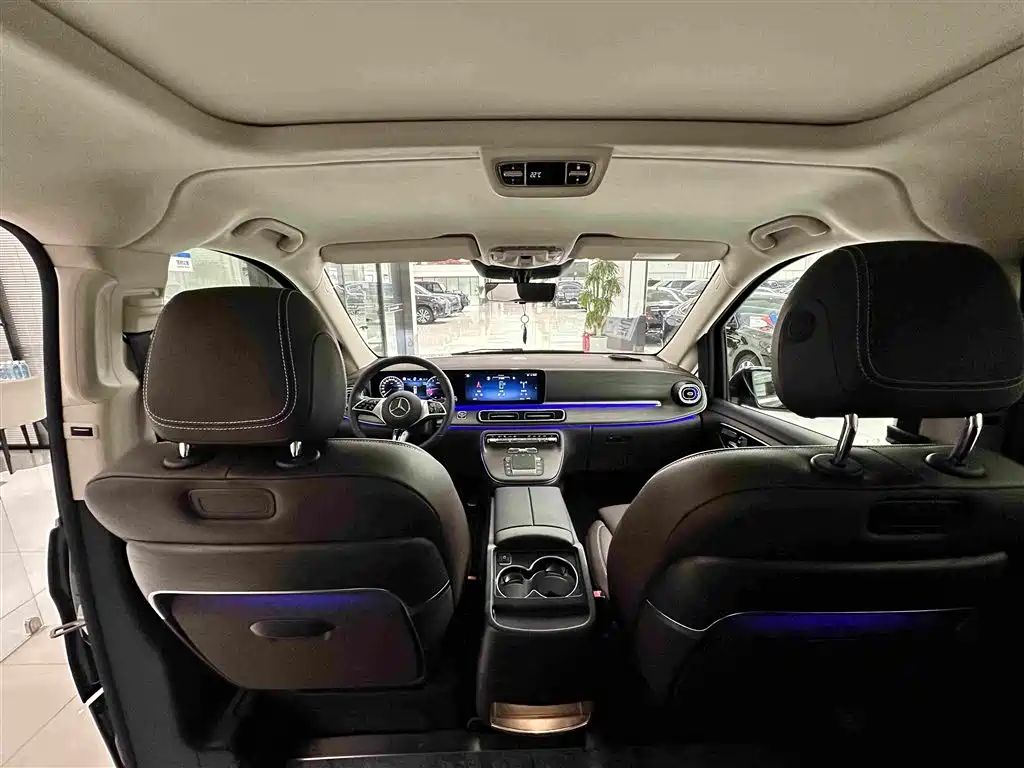 Mercedes-Benz V-Class 2025 2024 V 300 L Long Wheelbase Luxury Edition