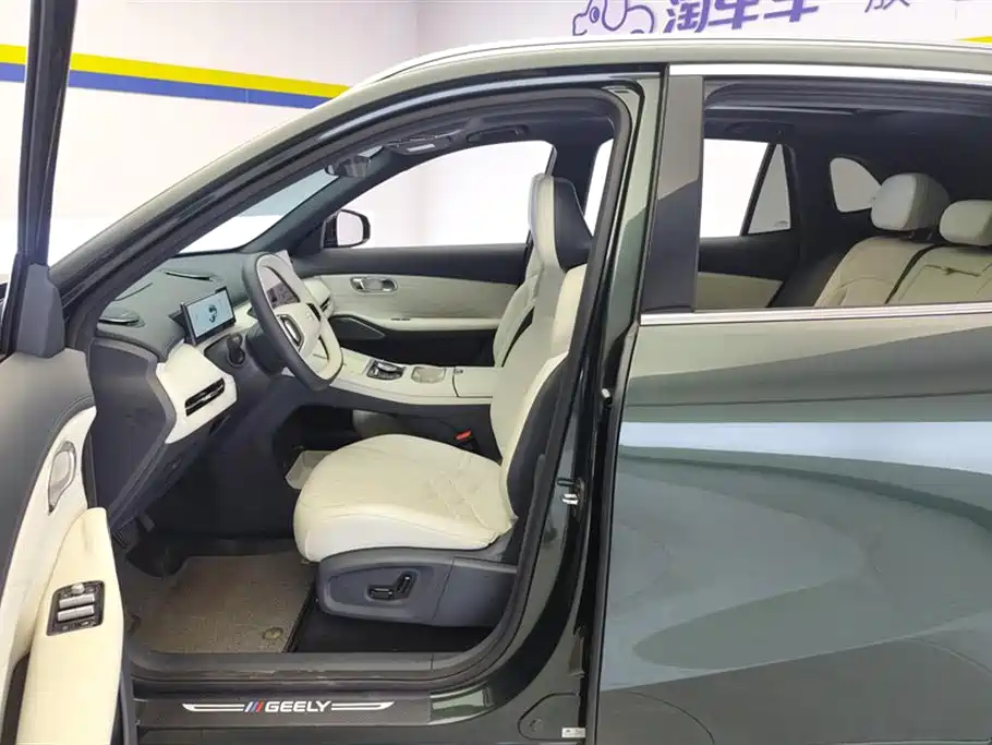 Geely Galaxy Galaxy Starship 7 EM-i 2025 2025 Model 120km Explorer+ Edition