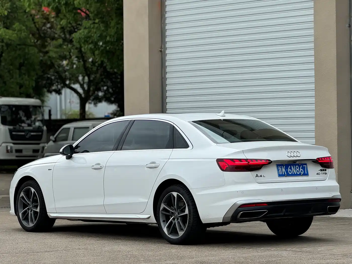 Audi A4L 2020 40 TFSI Fashion Dynamic Edition фото 3