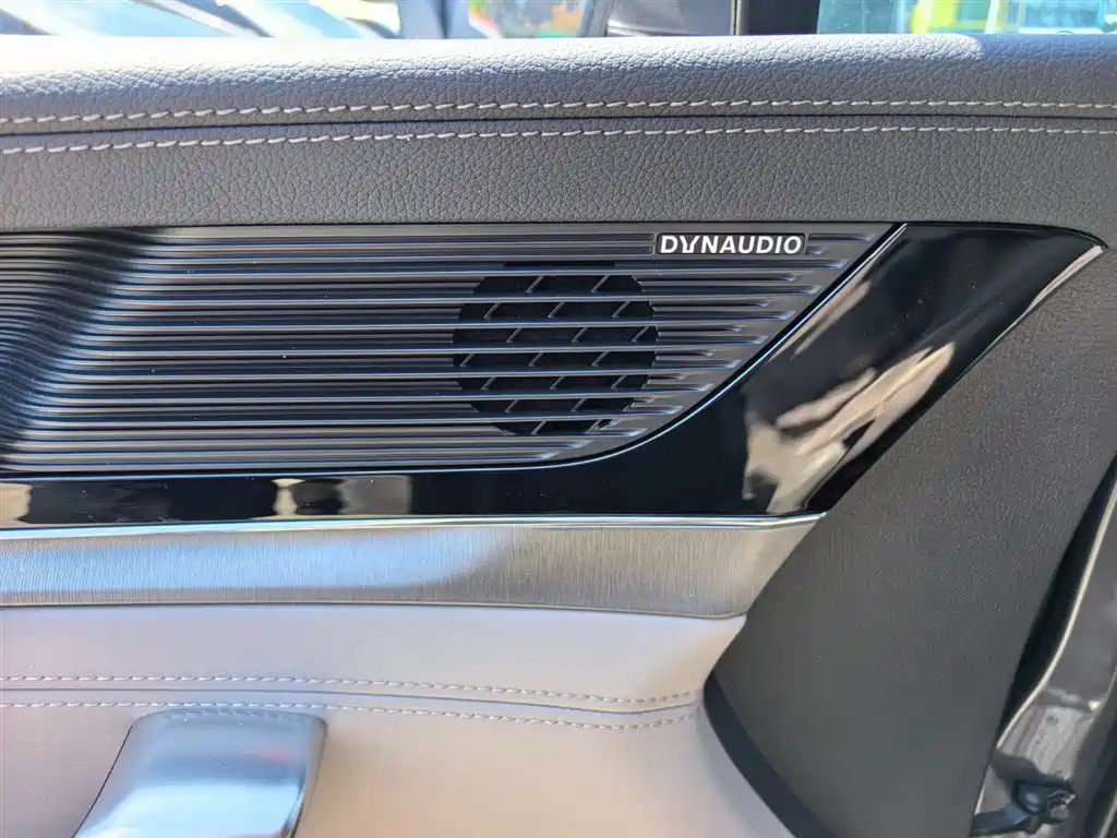 BYD Tang New Energy 2024 DM-i Honor Edition 112KM Premium фото 12