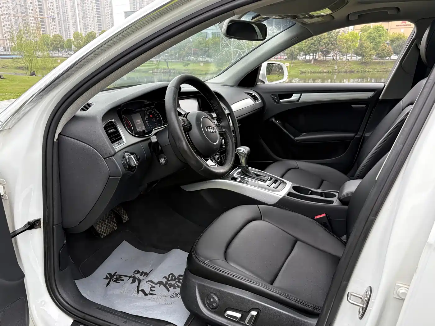 Audi A4L 2015 35 TFSI Auto Standard фото 6