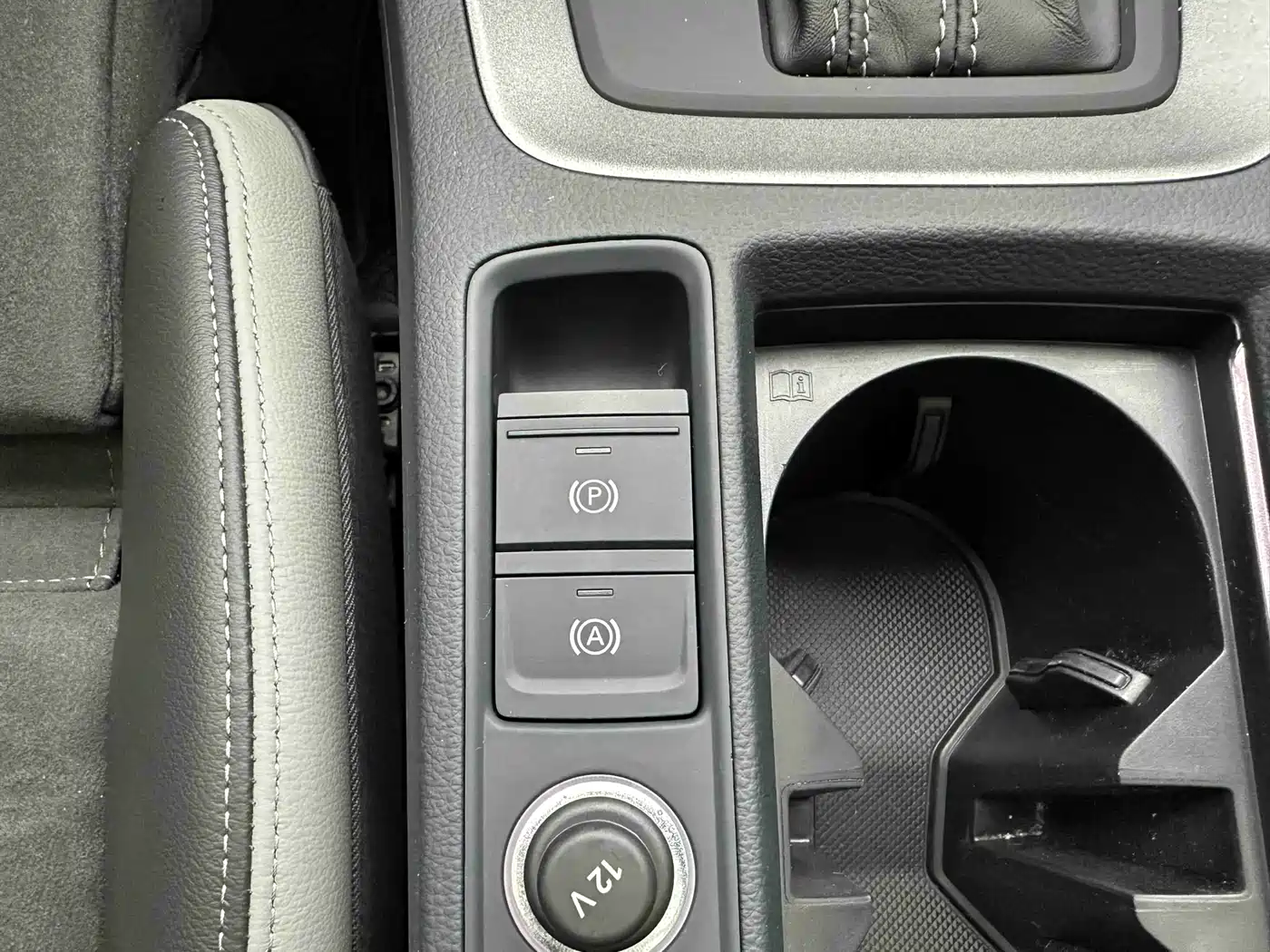 Audi Q3 2023 35 TFSI Fashion Dynamic (1.4T) фото 16