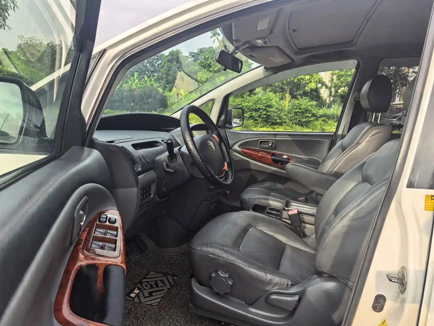 Toyota Previa 2004 2004 2.4L AT