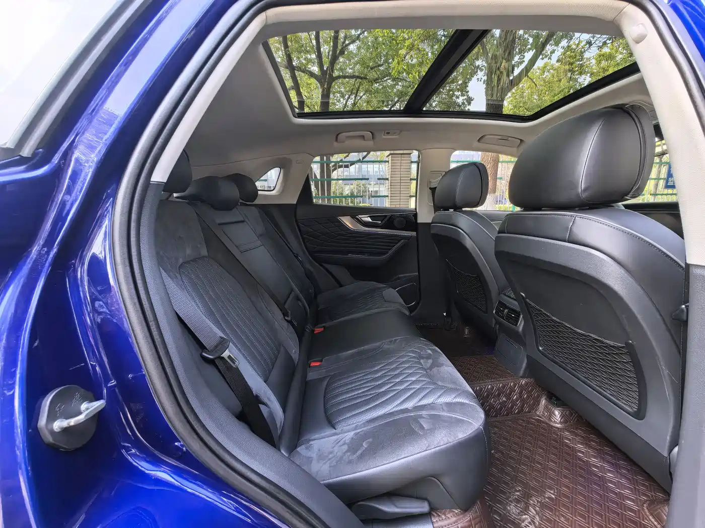 Hongqi HS5 2022 2.0T Smart Connect Premium Edition фото 26