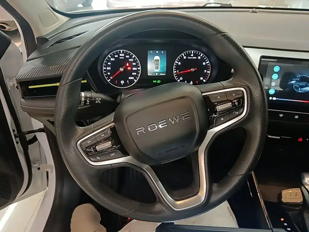 Фото 11 - Roewe i5