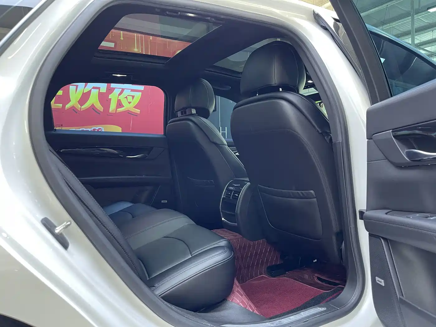 Photo 19 - Cadillac CT6