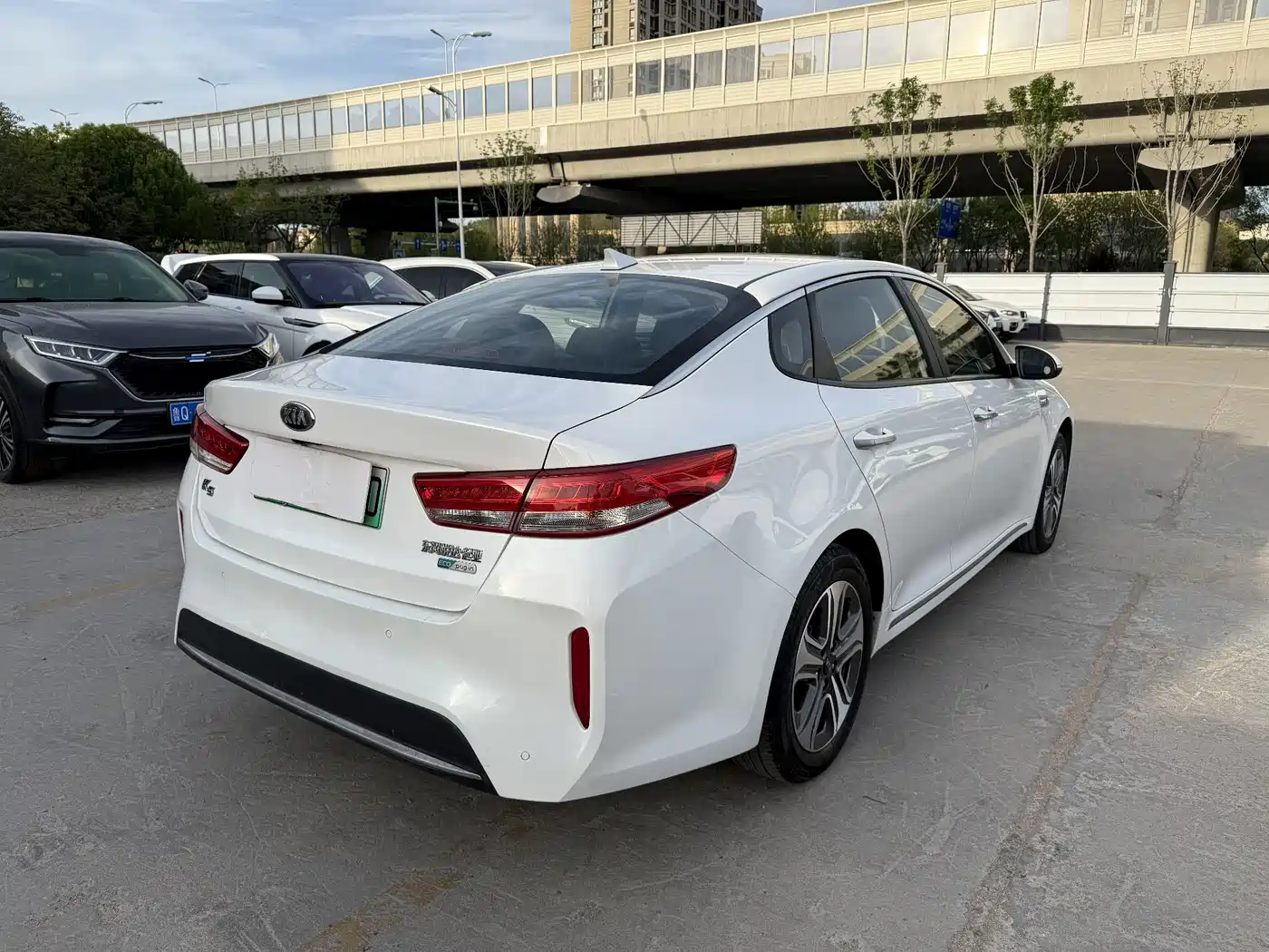 Kia K5 New Energy 2018 Model 2.0L Smart Edition фото 10