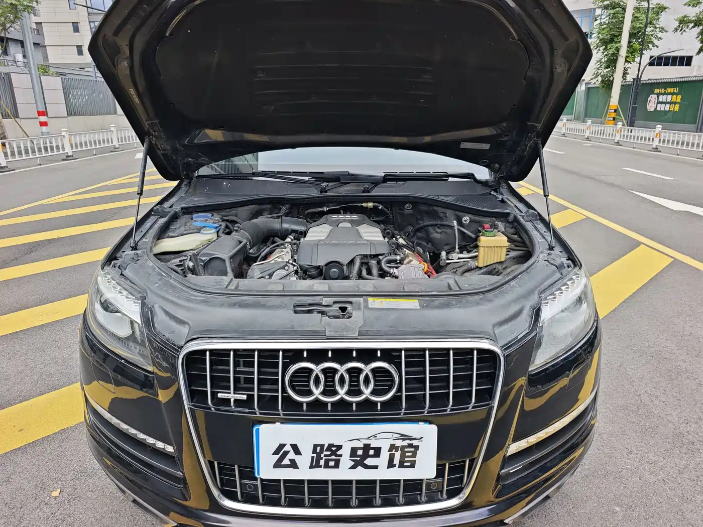 Фото 23 - Audi Q7