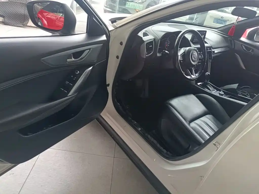 Фото 16 - Mazda CX-4