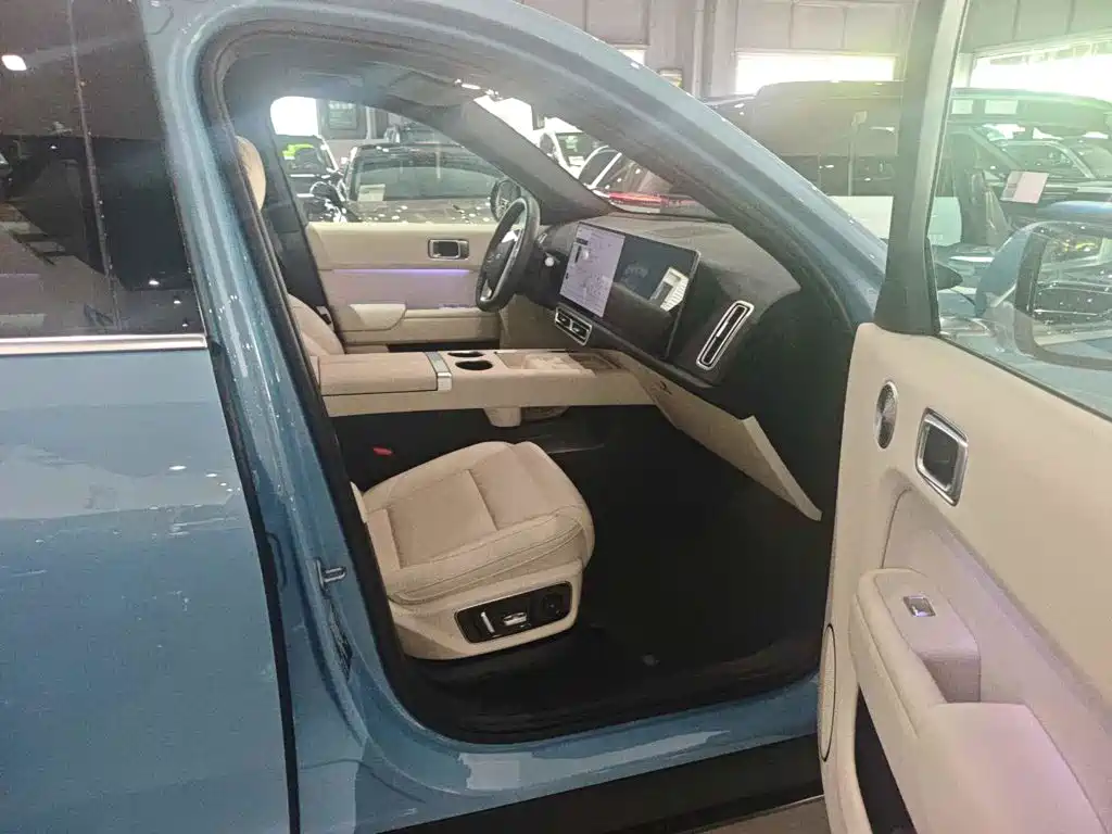 Li Auto L7 2025 2025 Ultra Smart Renewal Edition