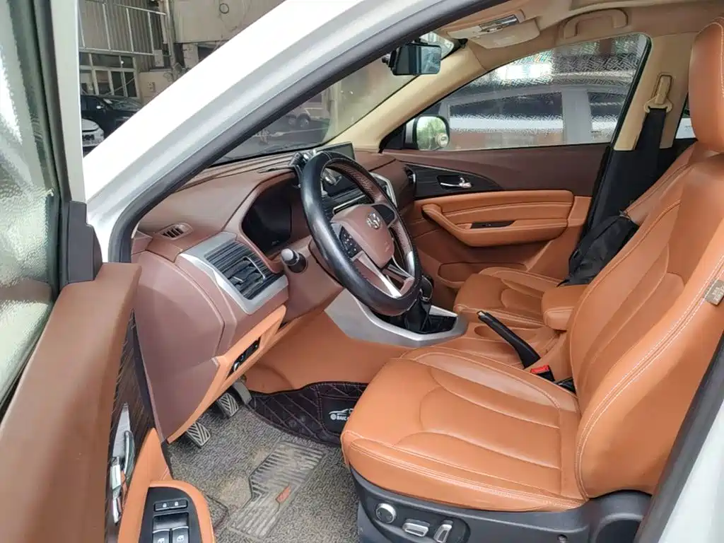 BAIC Huansu S7 2018 2018 1.5T Manual Premium