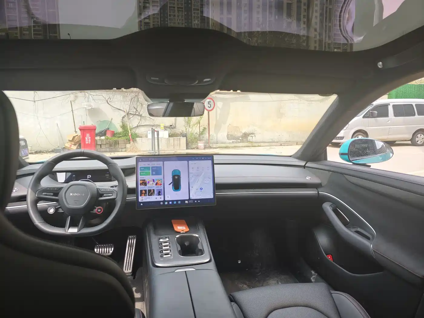 XIAOMI CAR XIAOMI SU7