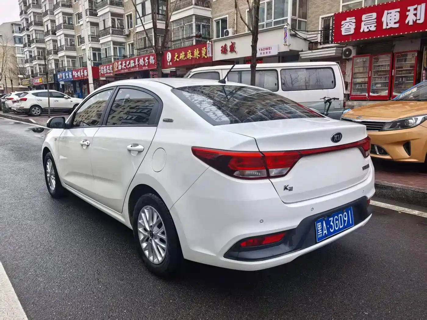 Kia K2 2017 Sedan 1.4L MT 15th Anniversary Special Edition GLS фото 4