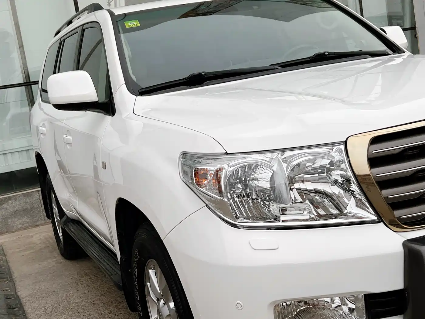 Toyota Land Cruiser 2010 Model 4.7L Automatic VX фото 7