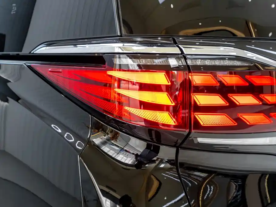 Toyota Alphard 2025 2024 Hybrid 2.5L Ultimate Enjoyment Edition