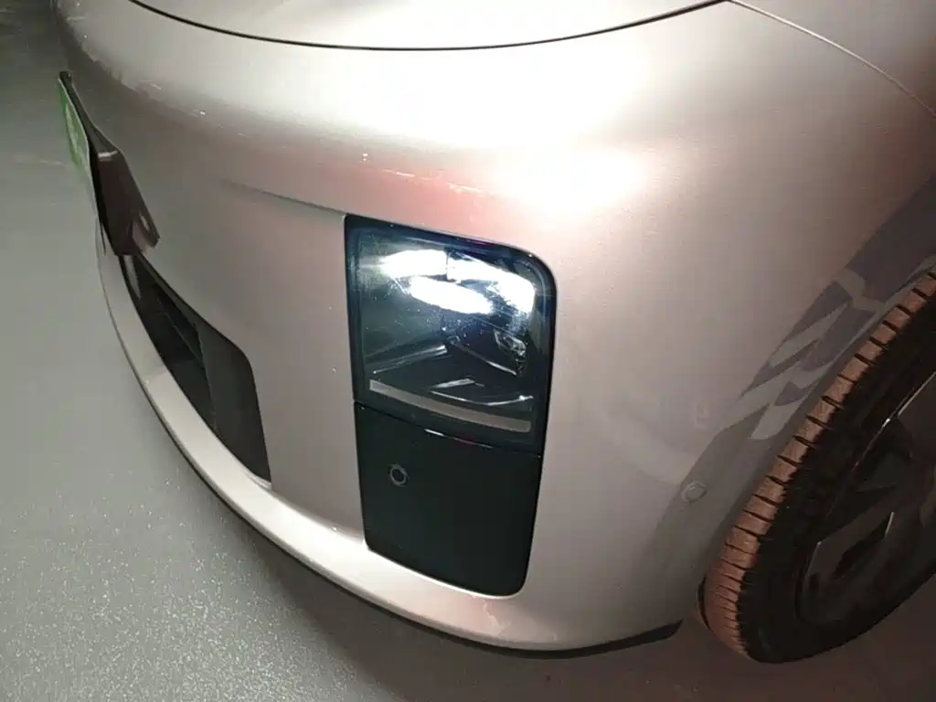 Li Auto i6 2026 2025 4WD Base Model