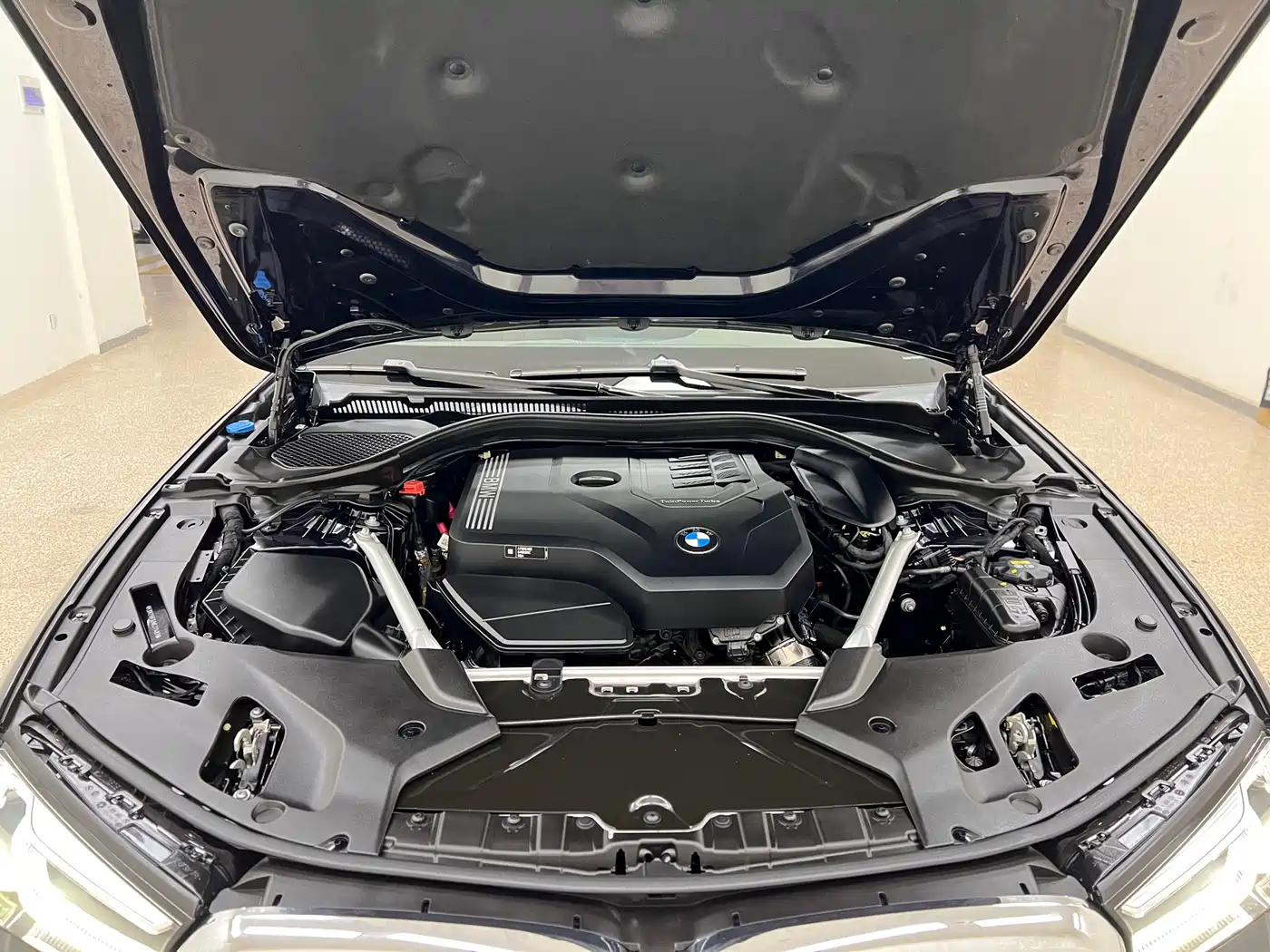 BMW 5 Series 2022 Facelift 525Li M Sport Package фото 34