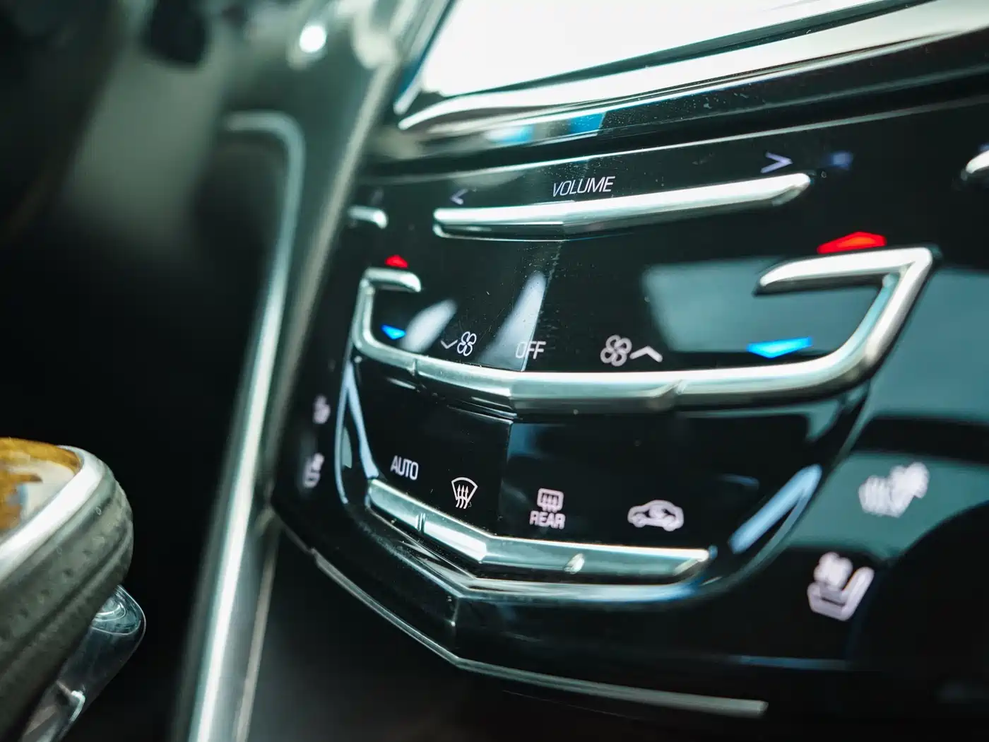 Cadillac XTS 2013 28T Luxury фото 27