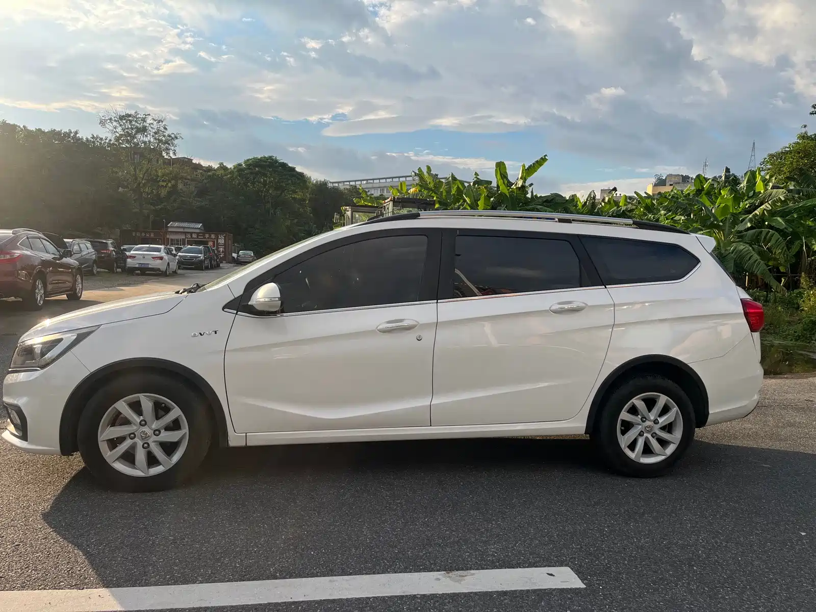 Photo 6 - Baojun 310W