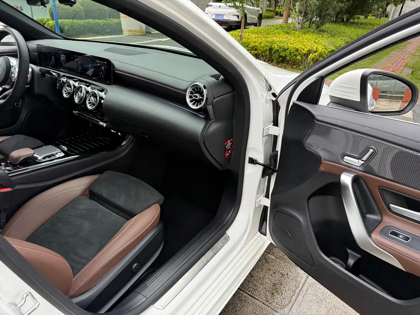 Фото 43 - Mercedes-Benz A-Class