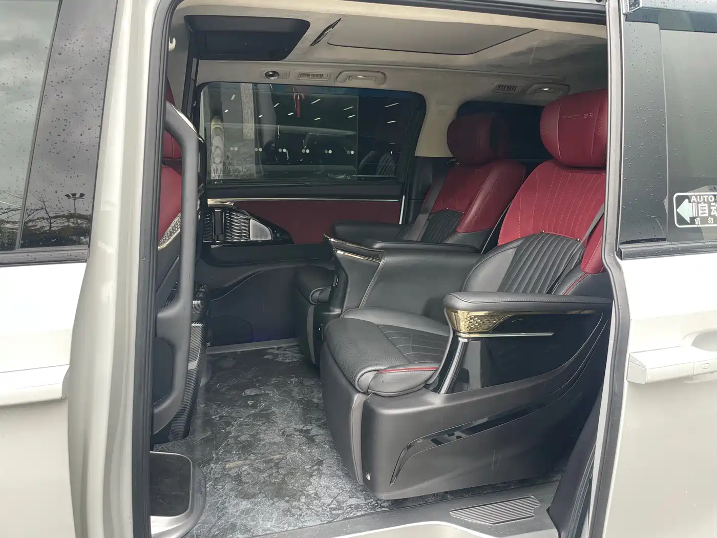 GAC Trumpchi Trumpchi E9 2023 E9 Grandmaster фото 7