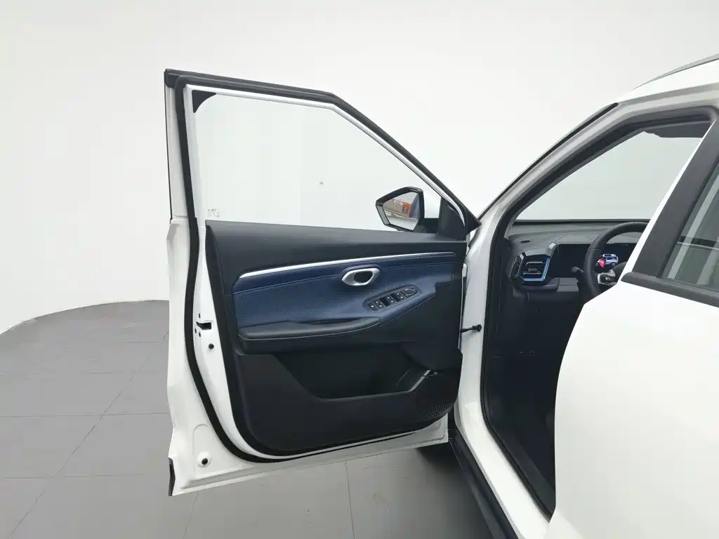 GAC Trumpchi Trumpchi GS3 2025 2023 Shadow Speed 270T Power Enjoyment Edition