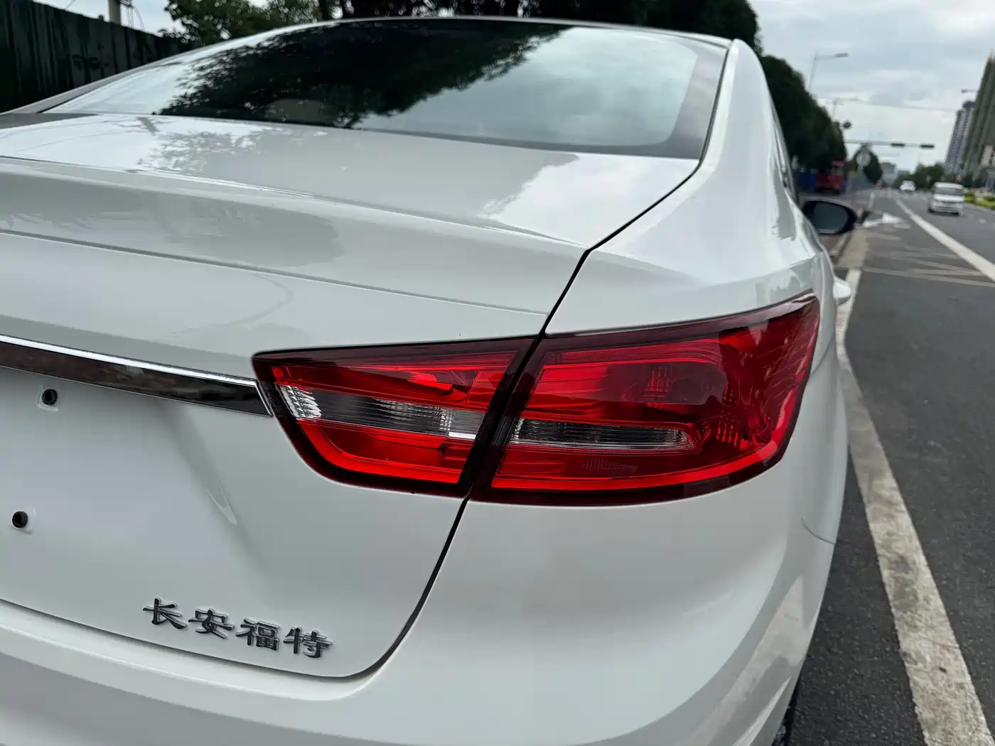 Ford Escort 2015 2015 1.5L Automatic Fashion