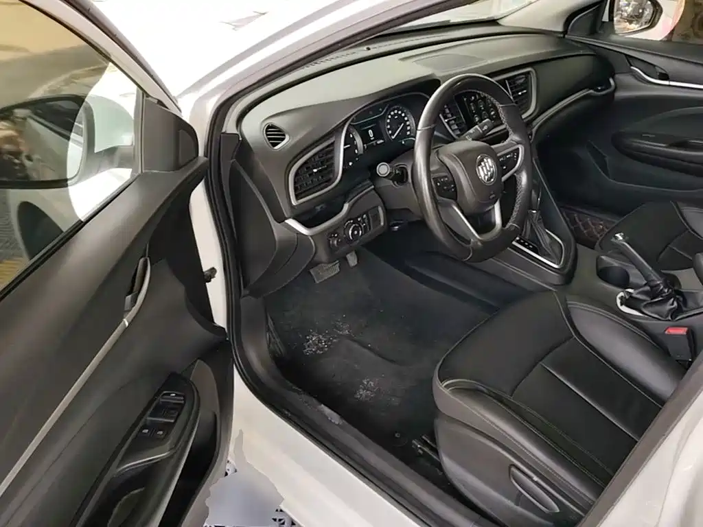 Фото 16 - Buick Excelle
