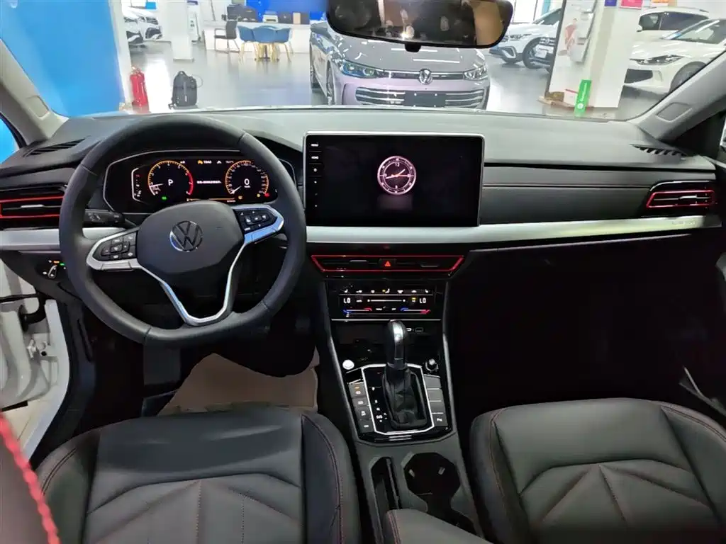 Volkswagen Lavida 2024 Model 300TSI DSG Starlight Leading Edition фото 10