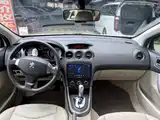 Фото 9 - Peugeot 408