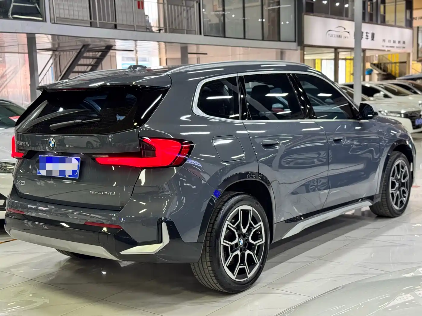 BMW X1 2023 sDrive25Li X Design Package фото 8