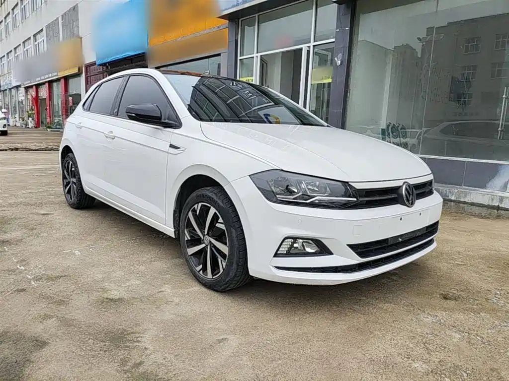 Volkswagen Polo 2019 Plus 1.5L Automatic Beats Trendy Edition фото 4