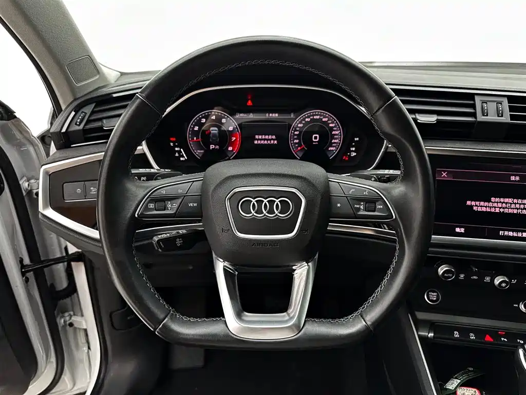 Audi Q3 2023 35 TFSI Fashion Dynamic (1.4T) фото 11