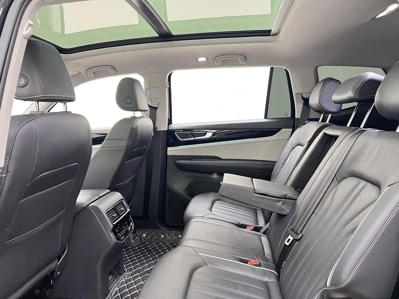 Фото 8 - Volkswagen Teramont