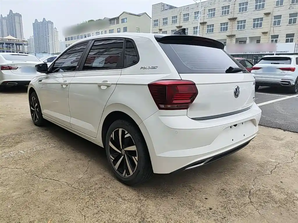 Volkswagen Polo 2019 Plus 1.5L Automatic Beats Trendy Edition фото 5