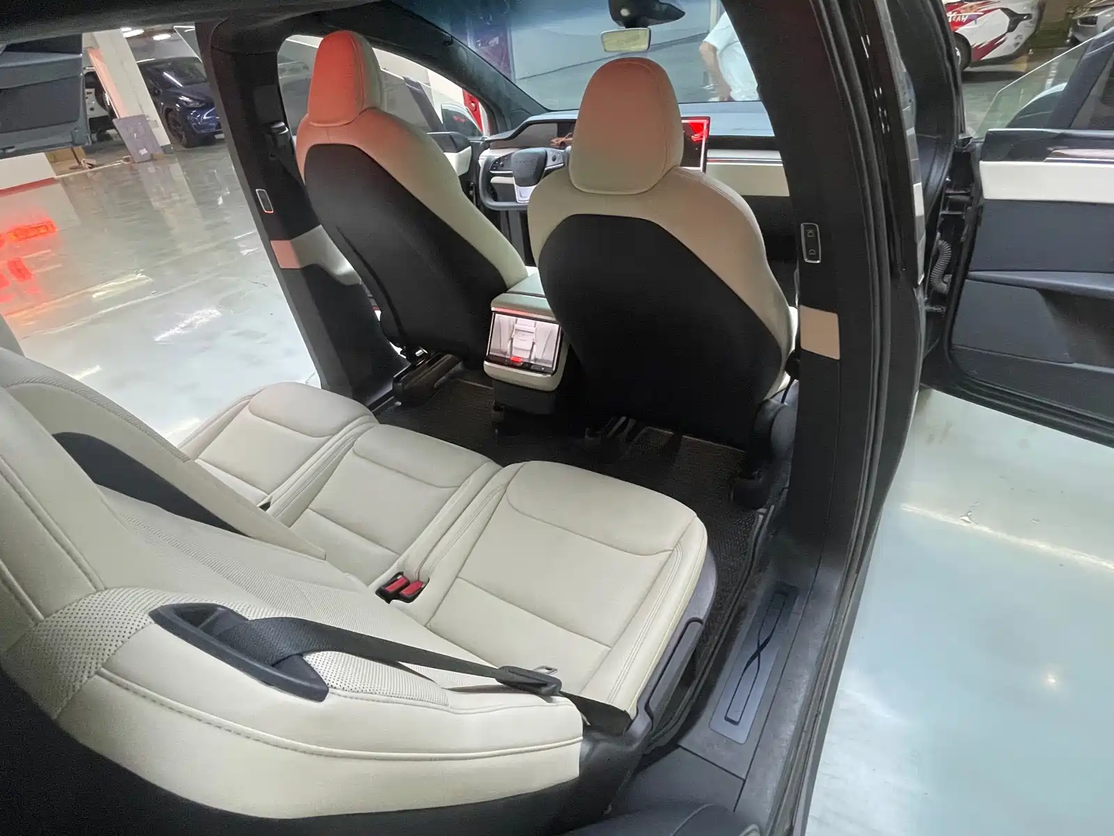 Фото 5 - Tesla Model X