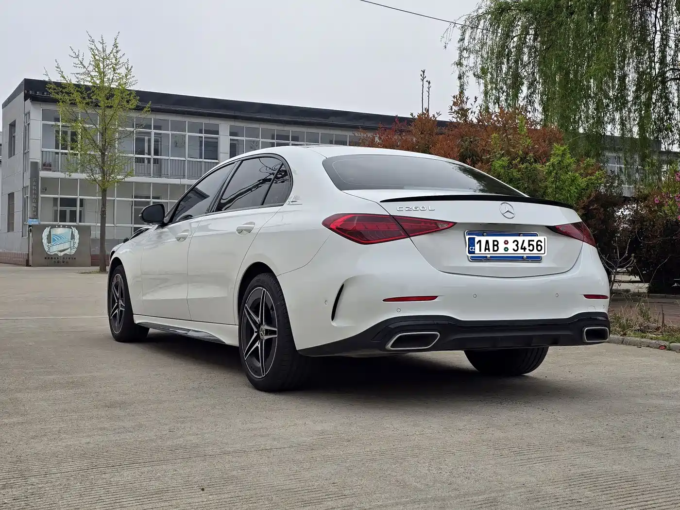 Mercedes-Benz C-Class 2023 C 260 L Night Edition Sport фото 6