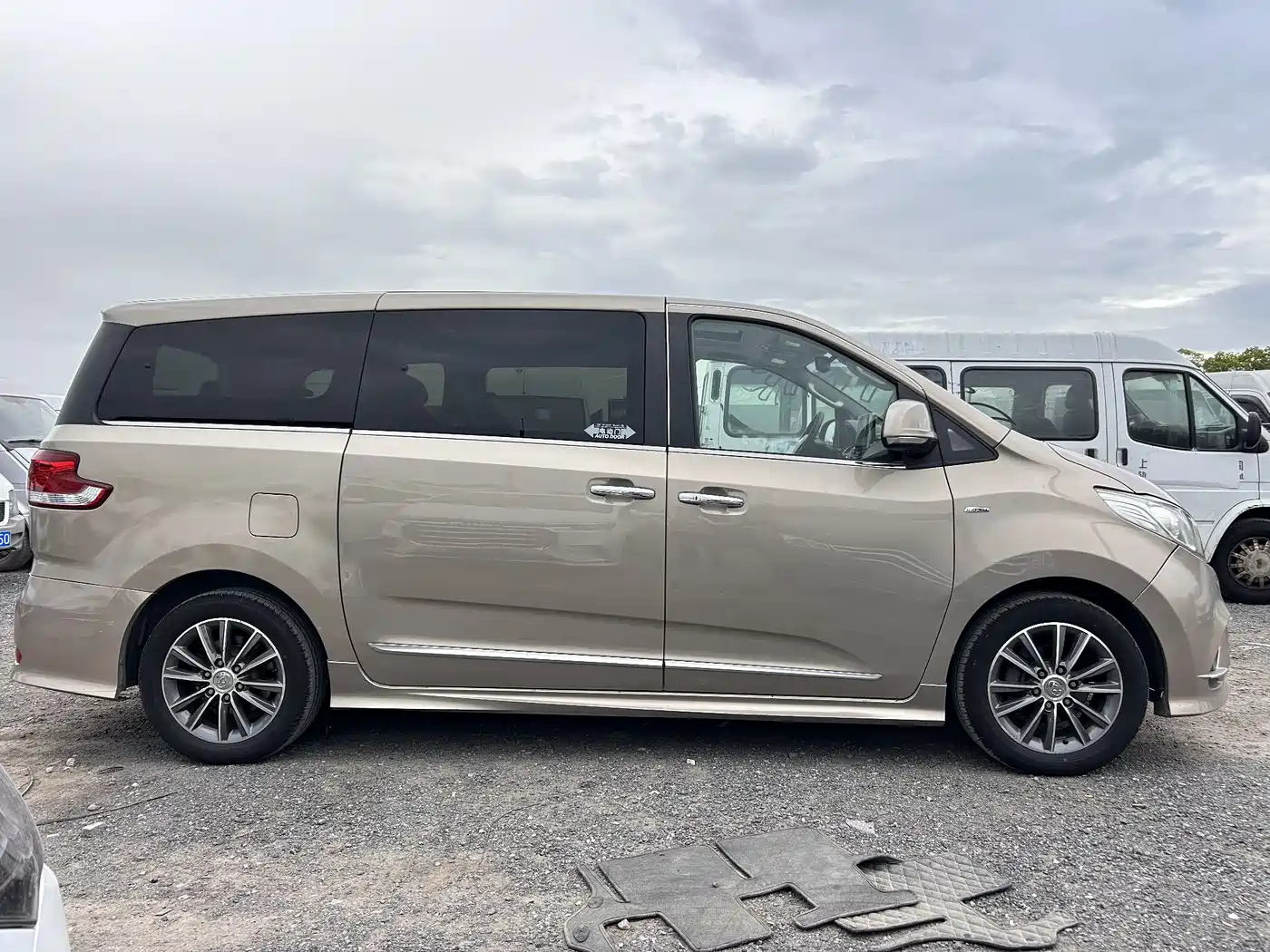SAIC Maxus Maxus G10 2016 2.0T Automatic Luxury Executive Edition фото 7